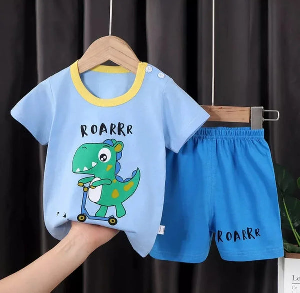 Little Dino Roar Skating Graphic Set