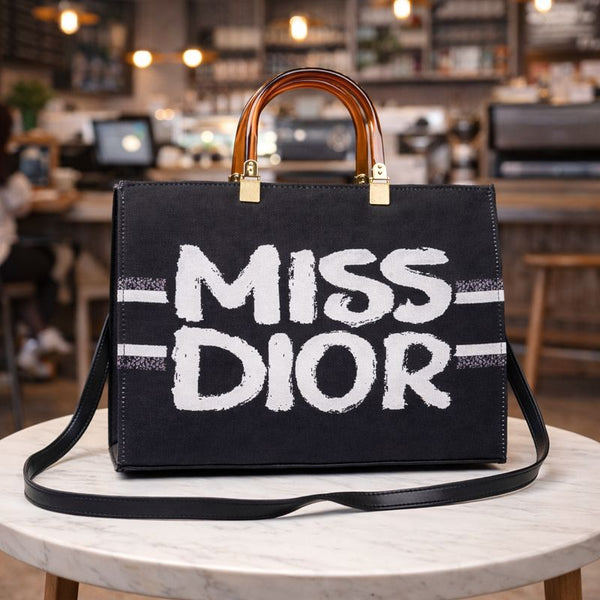 Whinsical Wave | Tote | Black